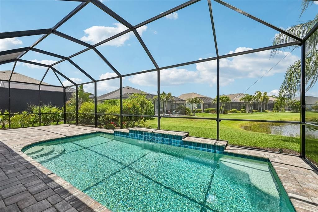 For Sale: $799,999 (3 beds, 2 baths, 2203 Square Feet)