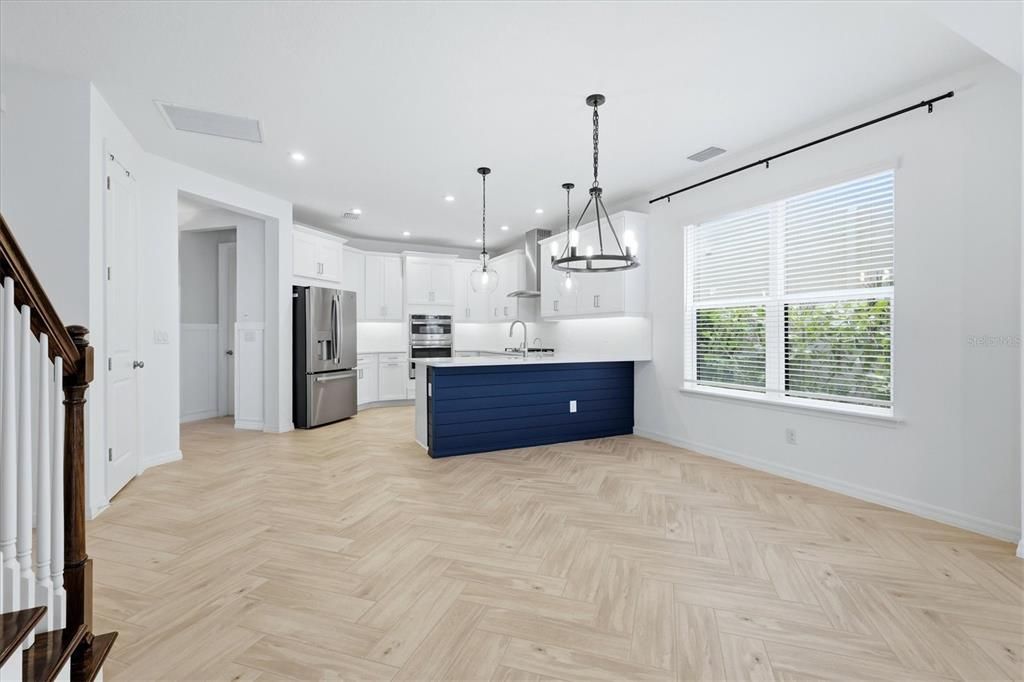 For Sale: $740,000 (4 beds, 3 baths, 2940 Square Feet)