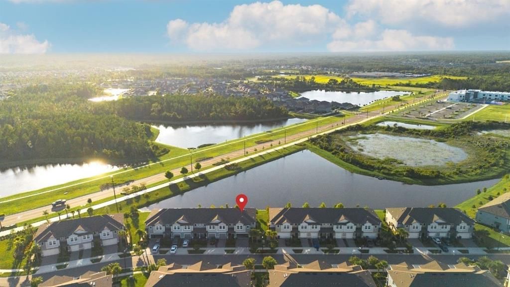 Под контрактом: $309,000 (3 спален, 2 ванн, 1861 Квадратных фут)