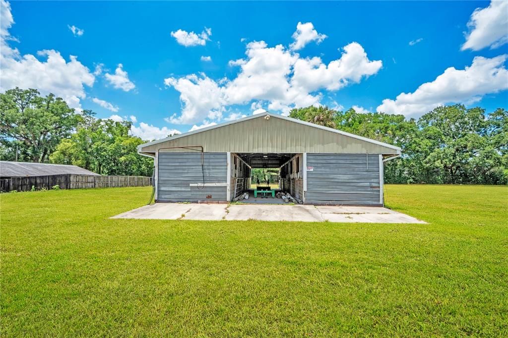 For Sale: $2,500,000 (4 beds, 3 baths, 3600 Square Feet)