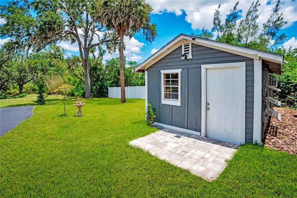 For Sale: $2,500,000 (4 beds, 3 baths, 3600 Square Feet)