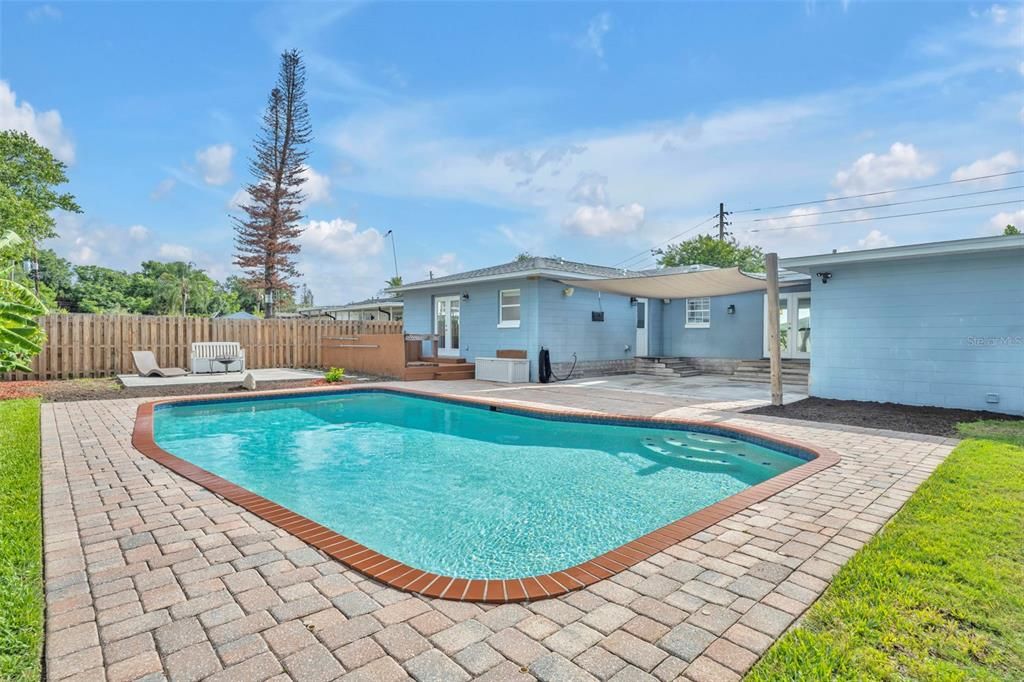 Active With Contract: $595,000 (3 beds, 2 baths, 1590 Square Feet)