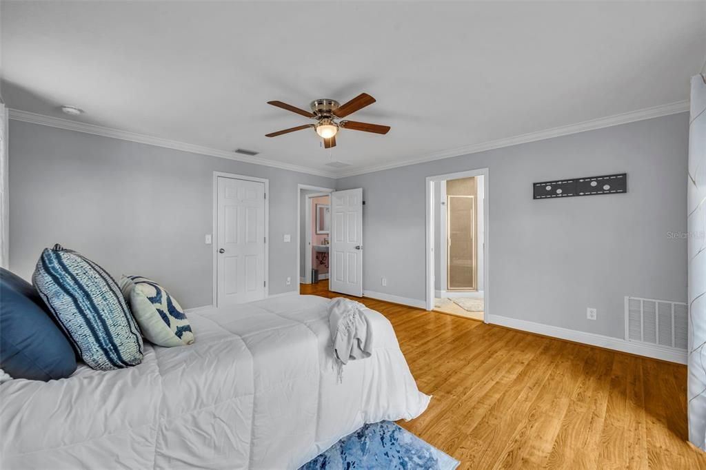 Active With Contract: $595,000 (3 beds, 2 baths, 1590 Square Feet)