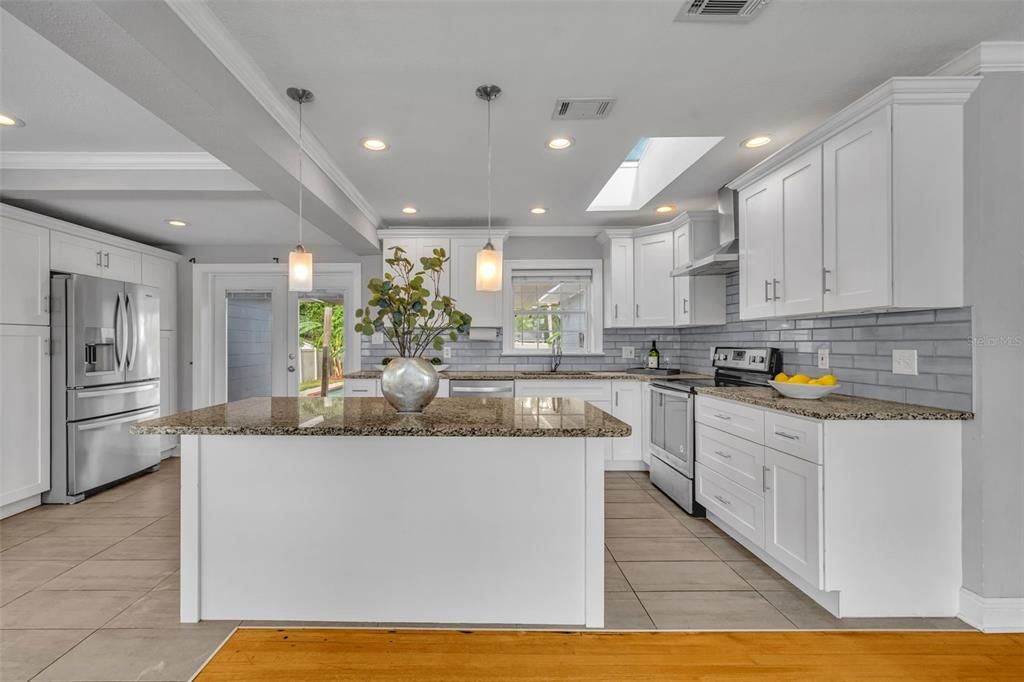 Active With Contract: $595,000 (3 beds, 2 baths, 1590 Square Feet)