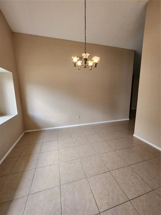 Active With Contract: $2,095 (3 beds, 2 baths, 1773 Square Feet)