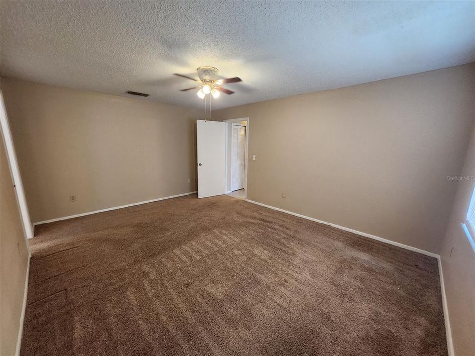 Active With Contract: $2,095 (3 beds, 2 baths, 1773 Square Feet)