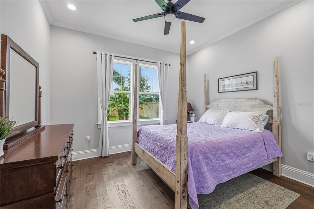 For Sale: $1,135,000 (5 beds, 4 baths, 3610 Square Feet)