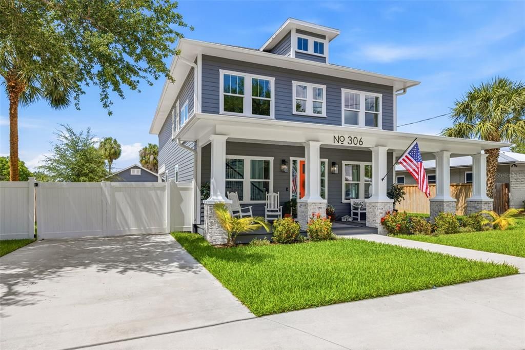 For Sale: $1,135,000 (5 beds, 4 baths, 3610 Square Feet)