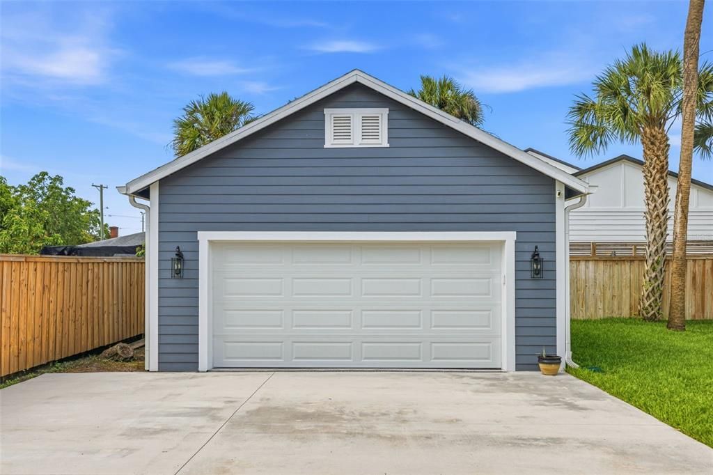 For Sale: $1,135,000 (5 beds, 4 baths, 3610 Square Feet)