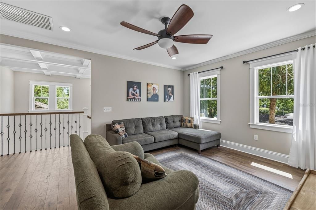 For Sale: $1,135,000 (5 beds, 4 baths, 3610 Square Feet)