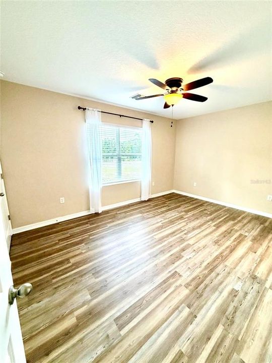 В аренду: $2,500 (3 спален, 2 ванн, 1725 Квадратных фут)