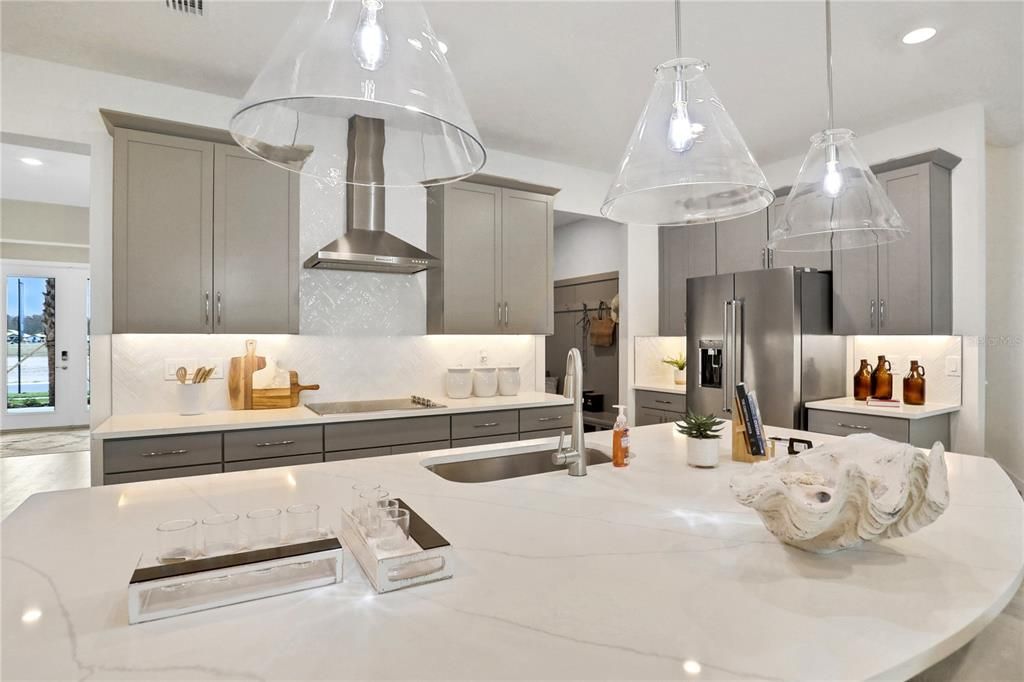 En Venta: $639,990 (4 camas, 3 baños, 3278 Pies cuadrados)