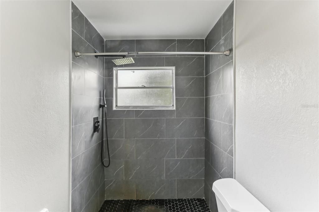 En Renta: $2,350 (3 camas, 1 baños, 1269 Pies cuadrados)