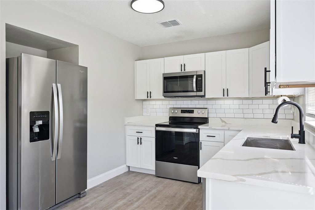For Sale: $420,000 (4 beds, 2 baths, 1781 Square Feet)