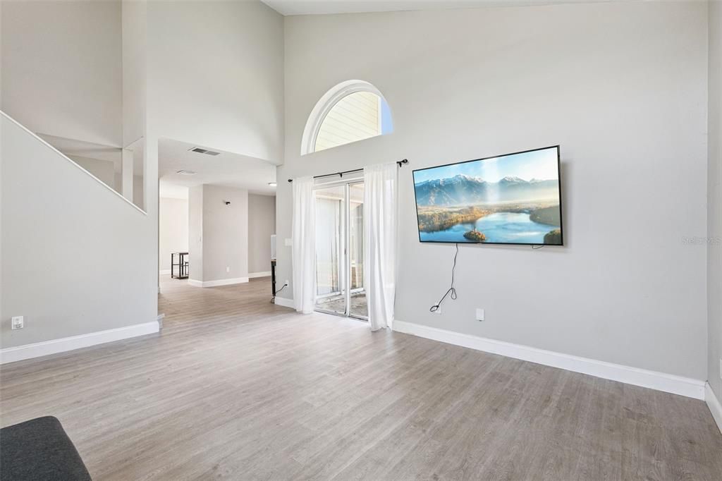 For Sale: $420,000 (4 beds, 2 baths, 1781 Square Feet)