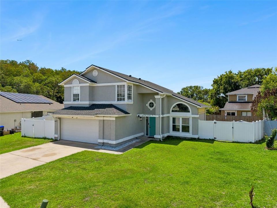 For Sale: $420,000 (4 beds, 2 baths, 1781 Square Feet)