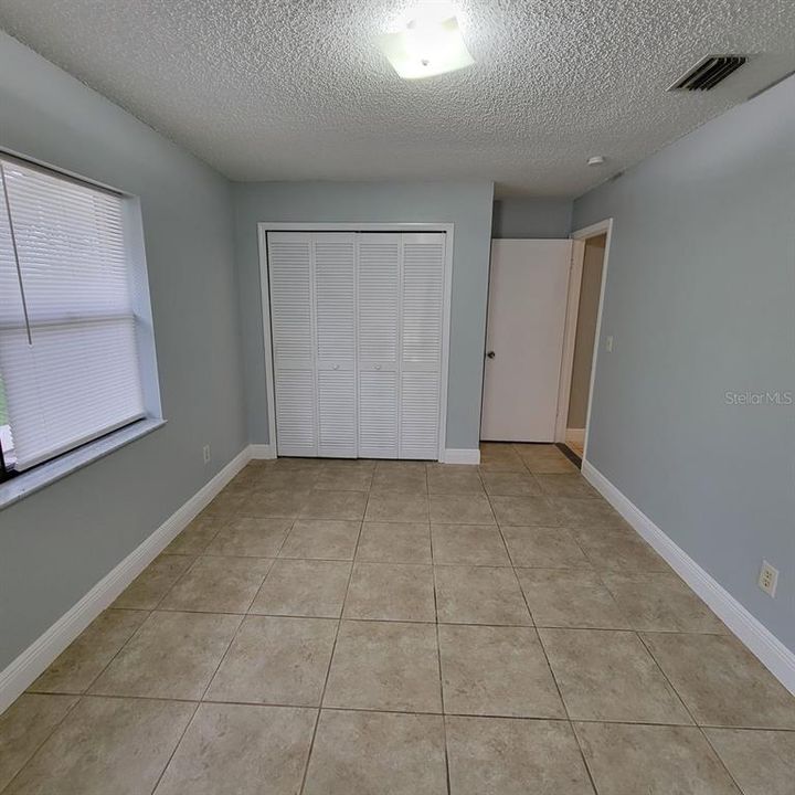 For Rent: $1,600 (3 beds, 1 baths, 960 Square Feet)