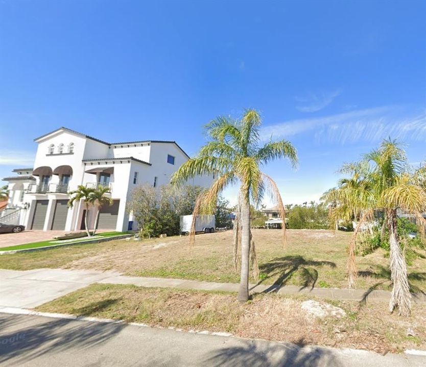 For Sale: $615,000 (0.23 acres)