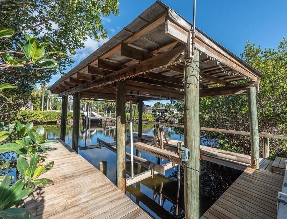 For Sale: $615,000 (0.23 acres)