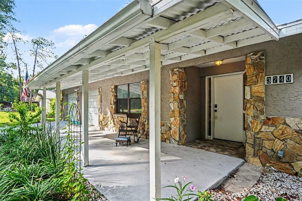For Sale: $205,500 (2 beds, 2 baths, 1296 Square Feet)