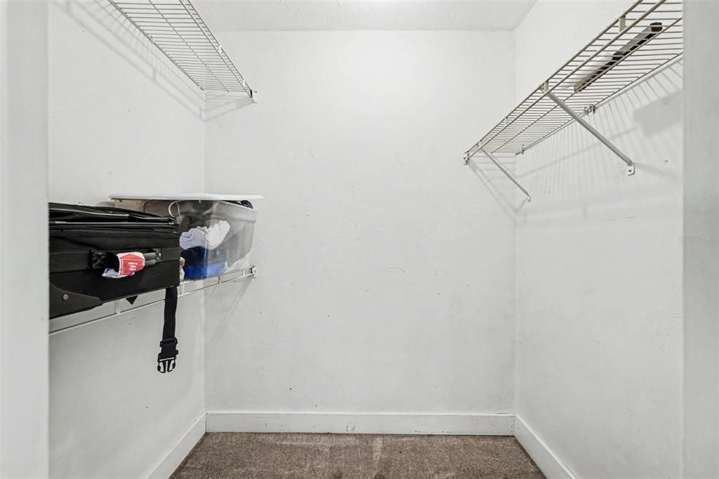 For Sale: $205,500 (2 beds, 2 baths, 1296 Square Feet)