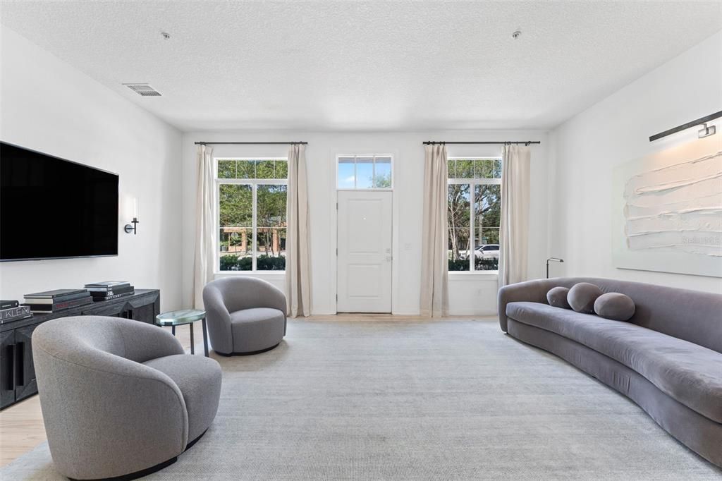 For Rent: $3,900 (3 beds, 2 baths, 1868 Square Feet)