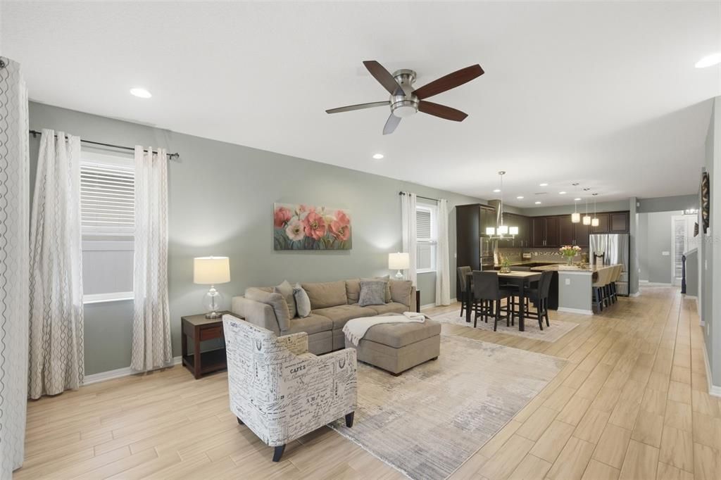 For Sale: $667,000 (4 beds, 2 baths, 3042 Square Feet)