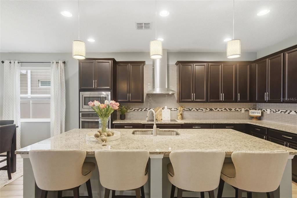 For Sale: $667,000 (4 beds, 2 baths, 3042 Square Feet)