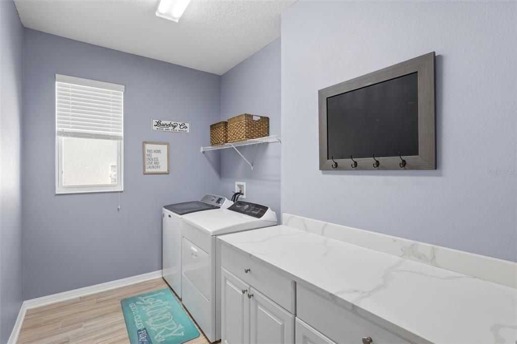 For Sale: $667,000 (4 beds, 2 baths, 3042 Square Feet)