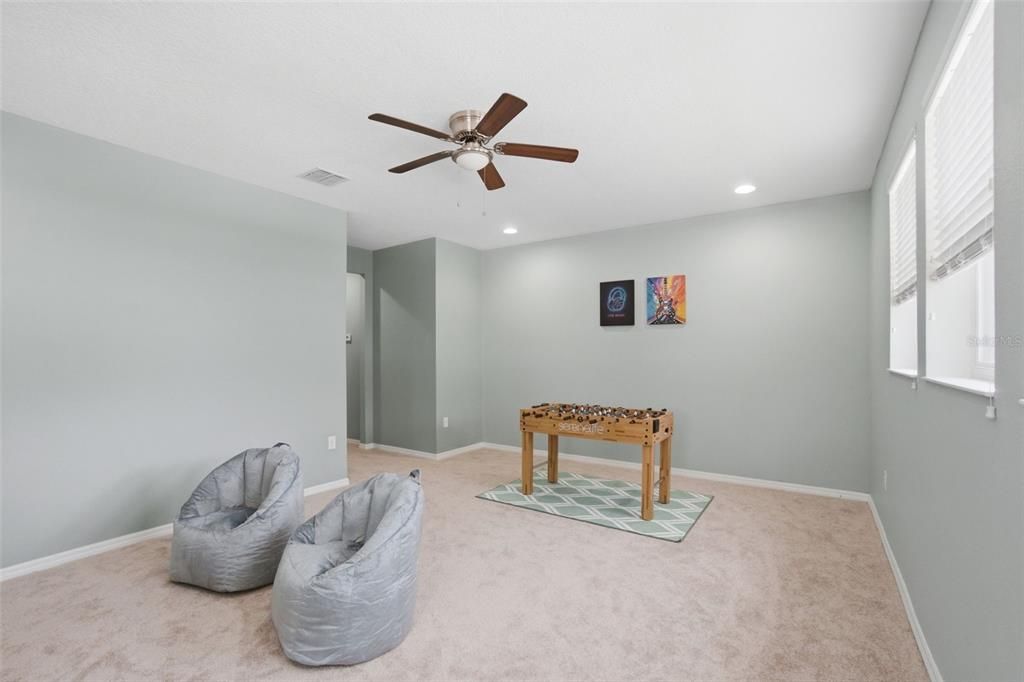 For Sale: $667,000 (4 beds, 2 baths, 3042 Square Feet)