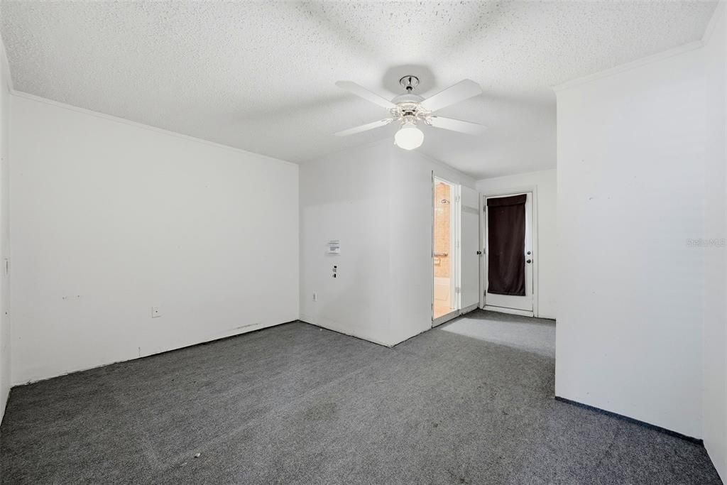 For Sale: $615,000 (5 beds, 3 baths, 2294 Square Feet)