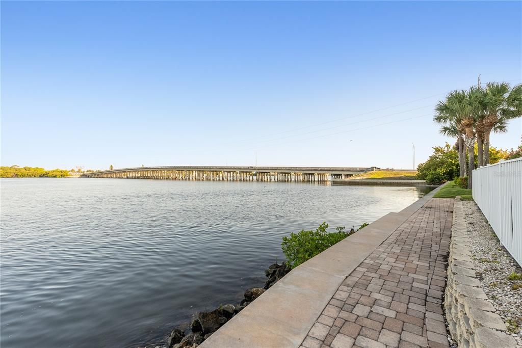 For Sale: $345,000 (1 beds, 1 baths, 506 Square Feet)