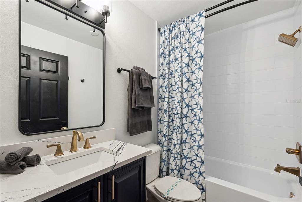 For Sale: $345,000 (1 beds, 1 baths, 506 Square Feet)