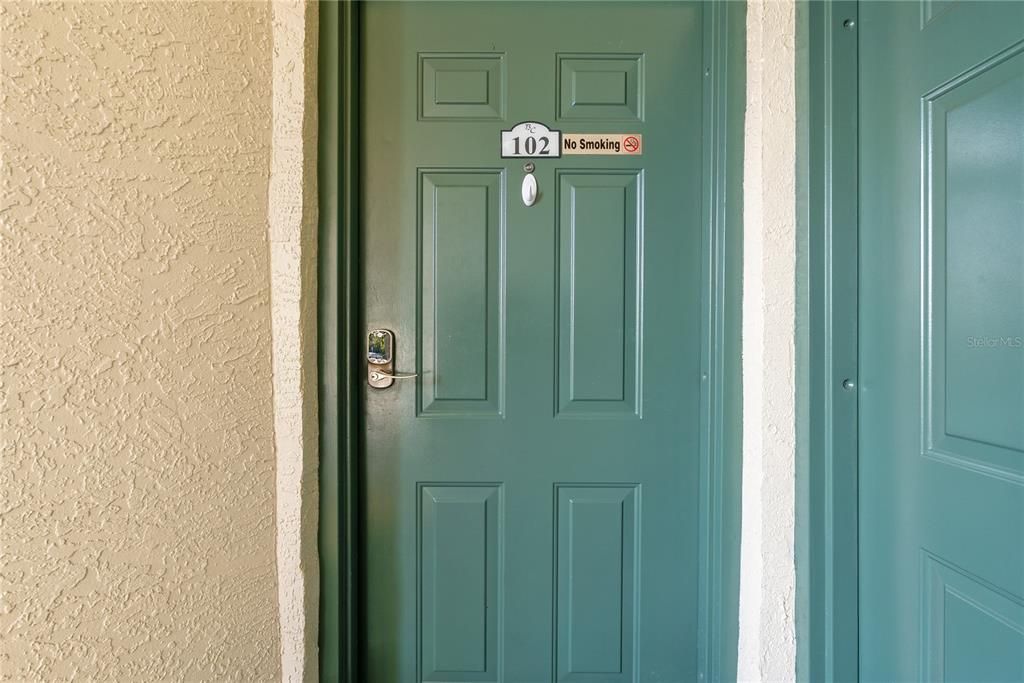 For Sale: $345,000 (1 beds, 1 baths, 506 Square Feet)