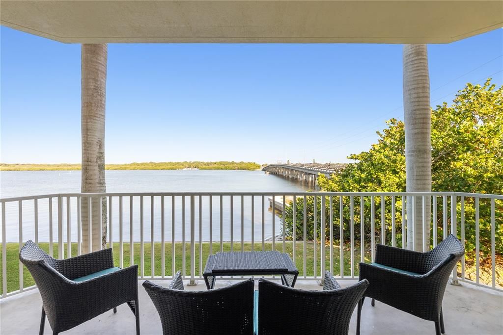 For Sale: $345,000 (1 beds, 1 baths, 506 Square Feet)