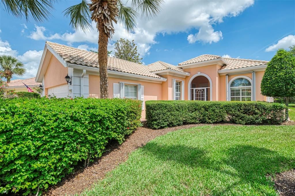 For Sale: $574,900 (3 beds, 3 baths, 2008 Square Feet)