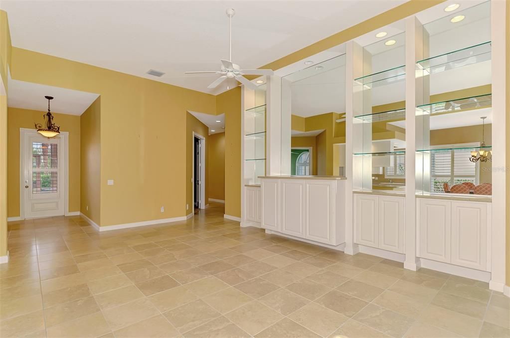 For Sale: $574,900 (3 beds, 3 baths, 2008 Square Feet)