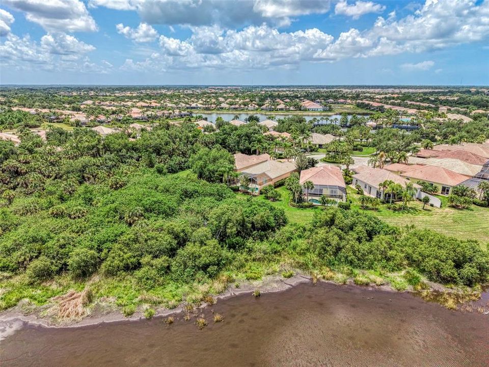 For Sale: $574,900 (3 beds, 3 baths, 2008 Square Feet)