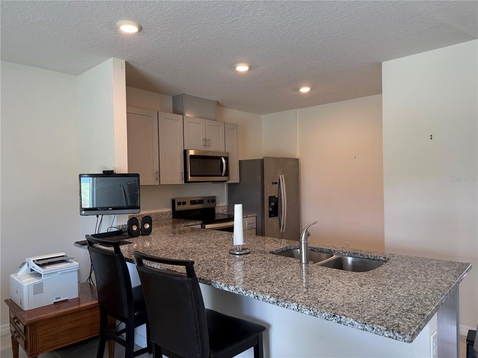En Venta: $275,000 (3 camas, 2 baños, 1671 Pies cuadrados)