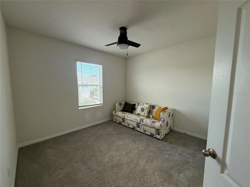 En Venta: $275,000 (3 camas, 2 baños, 1671 Pies cuadrados)