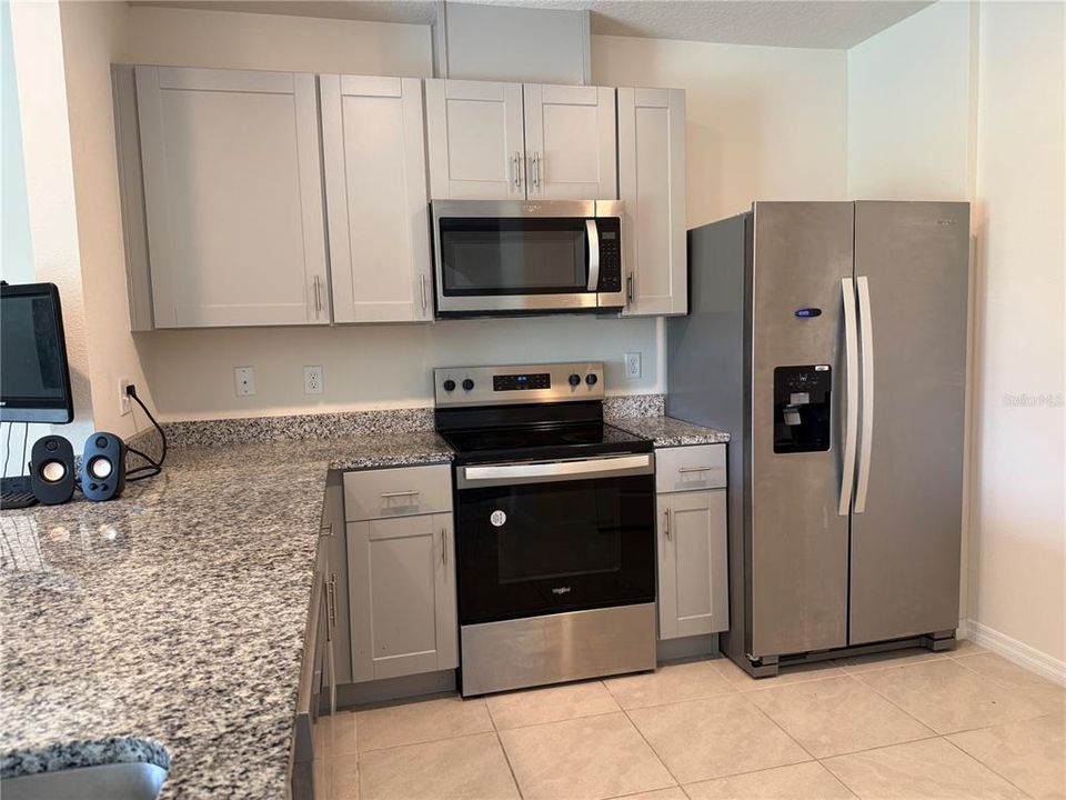 En Venta: $275,000 (3 camas, 2 baños, 1671 Pies cuadrados)