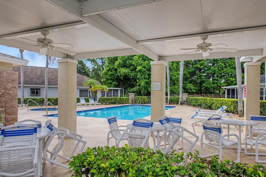 For Sale: $439,000 (3 beds, 2 baths, 1948 Square Feet)