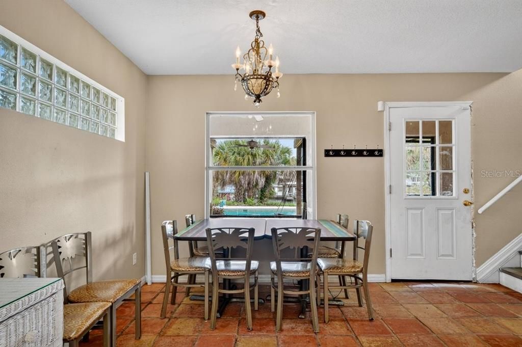For Sale: $699,990 (2 beds, 2 baths, 1545 Square Feet)