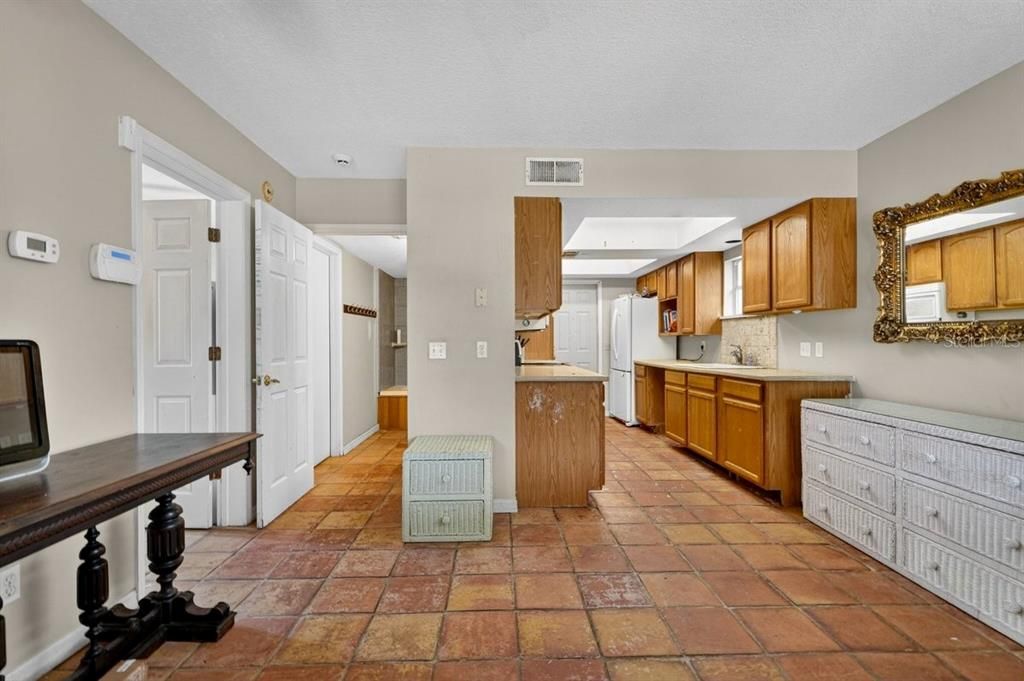 For Sale: $699,990 (2 beds, 2 baths, 1545 Square Feet)