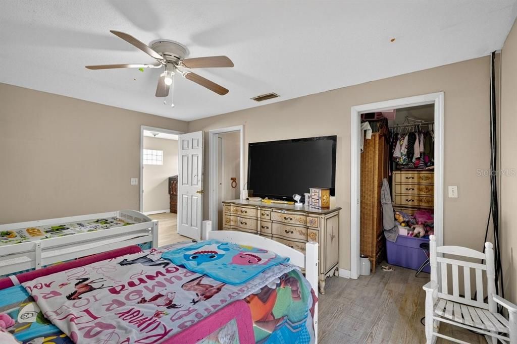 For Sale: $699,990 (2 beds, 2 baths, 1545 Square Feet)