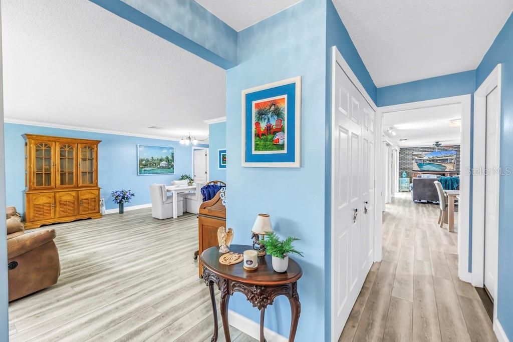 Active With Contract: $549,000 (3 beds, 2 baths, 1811 Square Feet)
