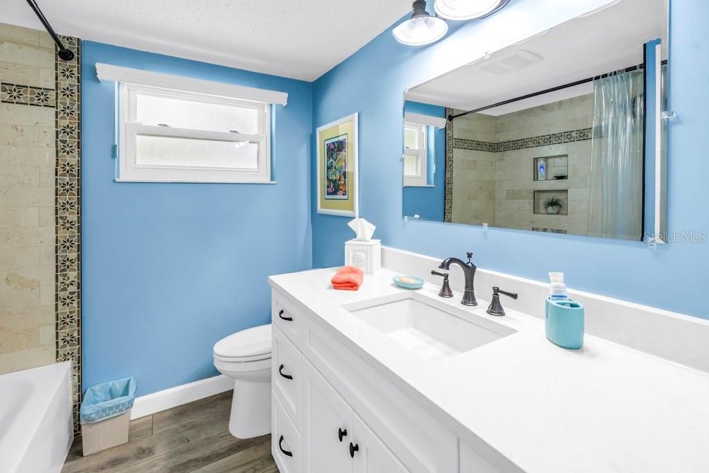 Active With Contract: $549,000 (3 beds, 2 baths, 1811 Square Feet)