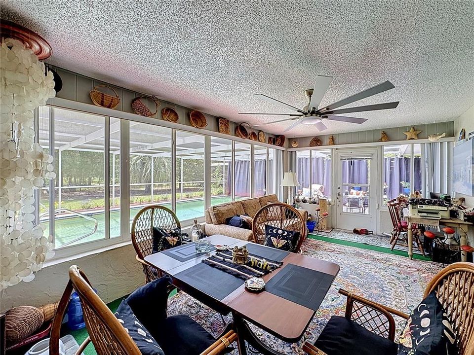 For Sale: $349,999 (3 beds, 2 baths, 1866 Square Feet)