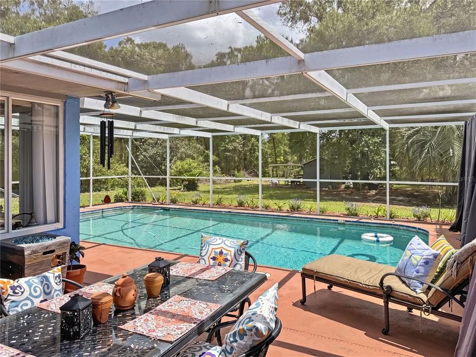 For Sale: $349,999 (3 beds, 2 baths, 1866 Square Feet)