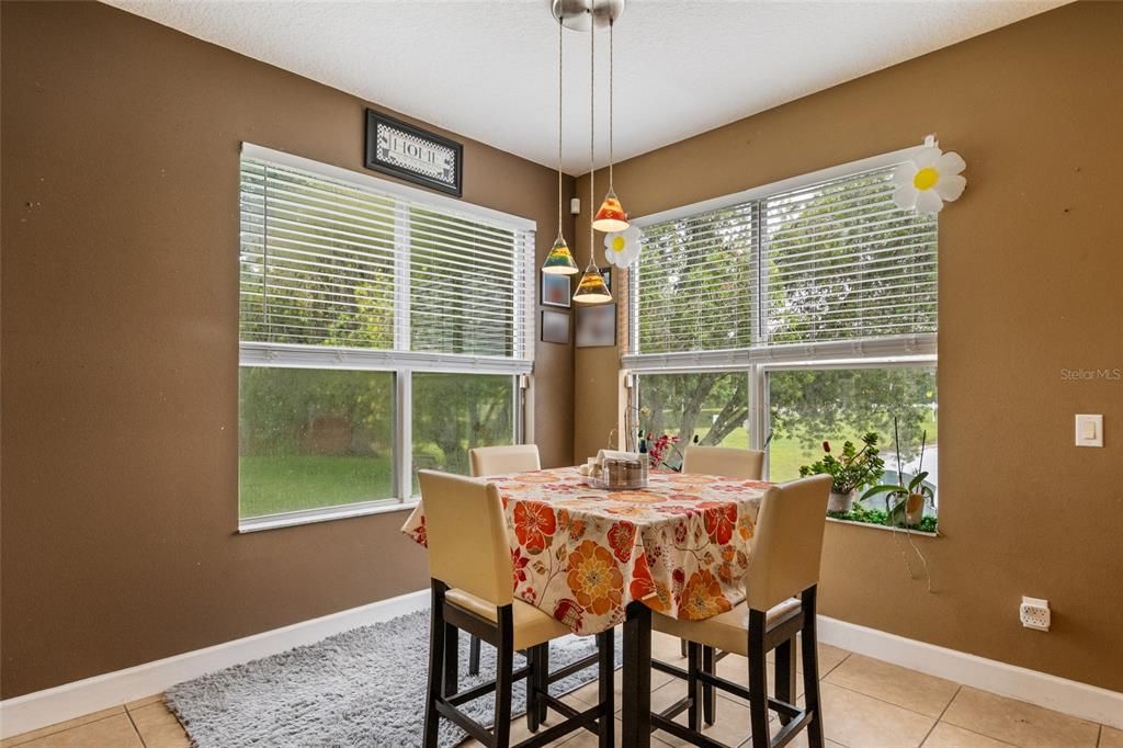 For Sale: $545,000 (5 beds, 3 baths, 2992 Square Feet)
